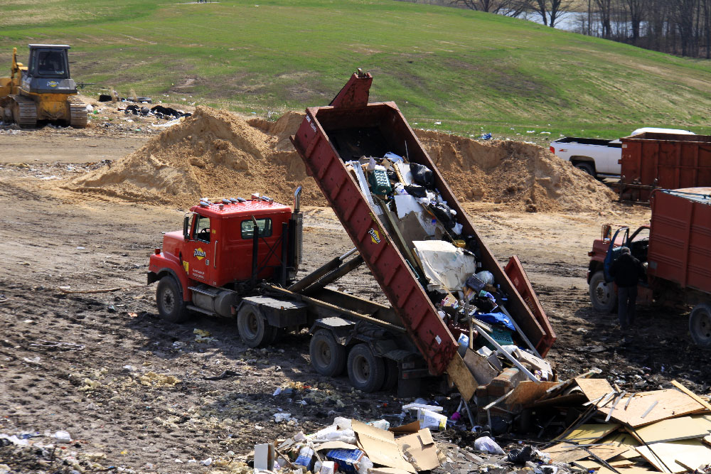 sanitary-landfill-pitsch-companies